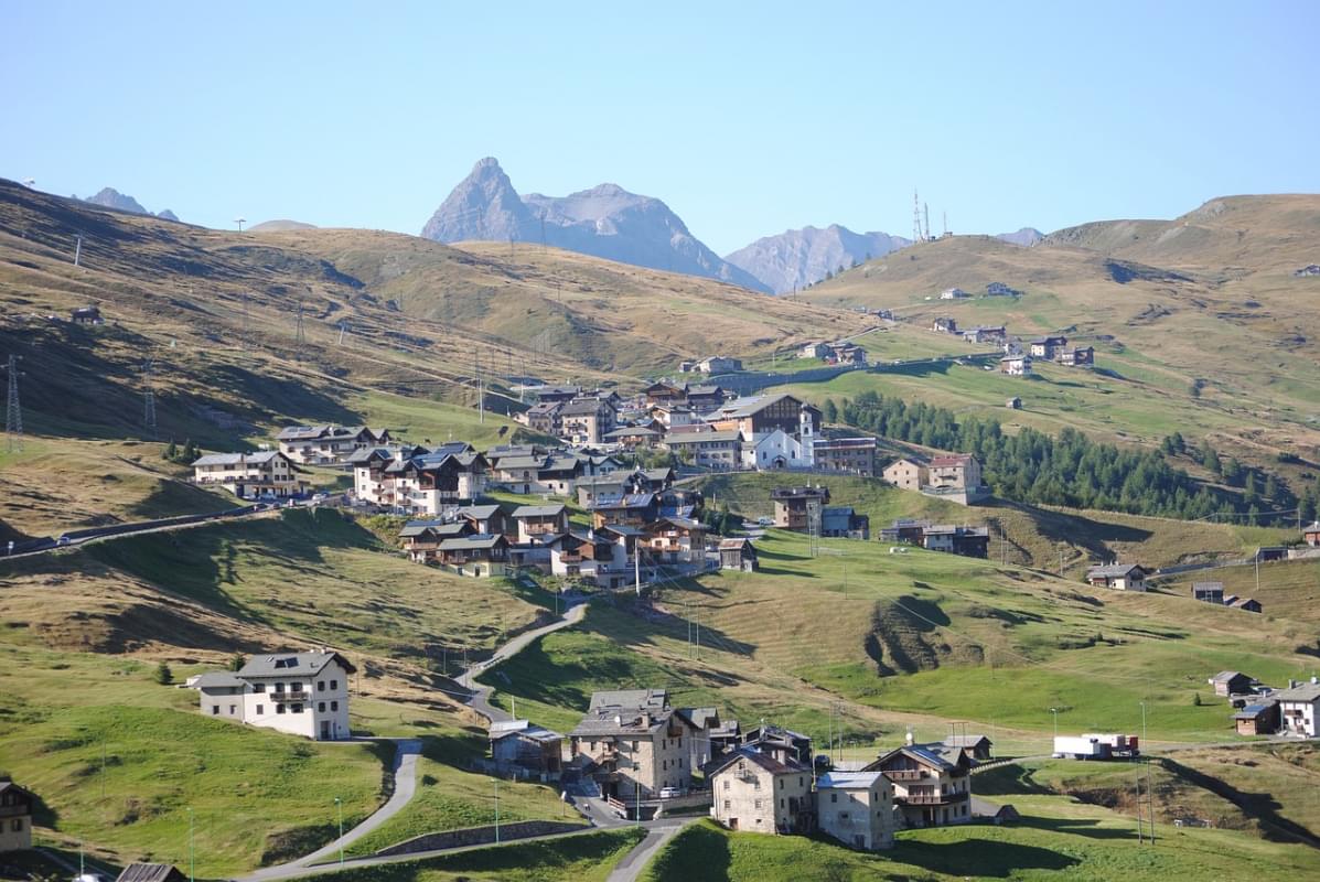 livigno montagne natura paesaggio 1