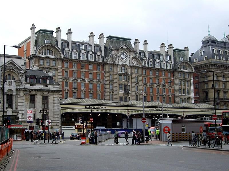 london victoria station