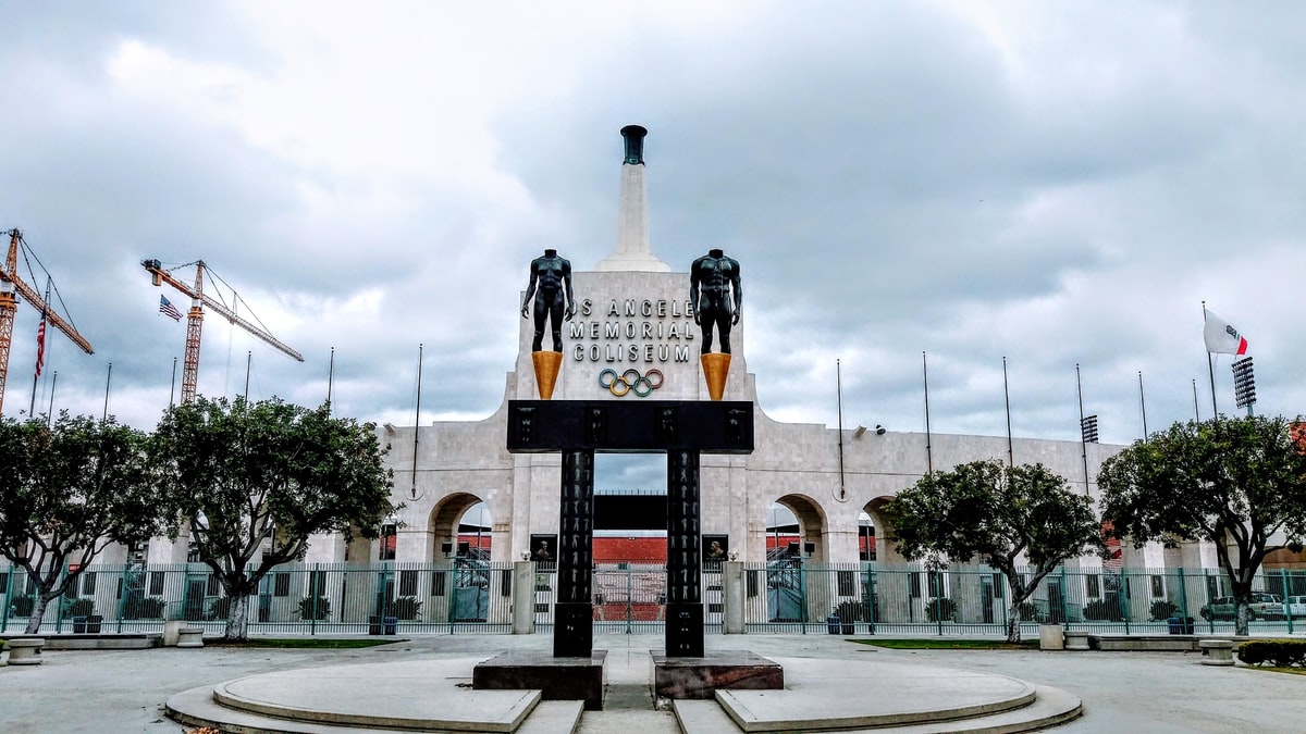 los angeles memorial coliseum