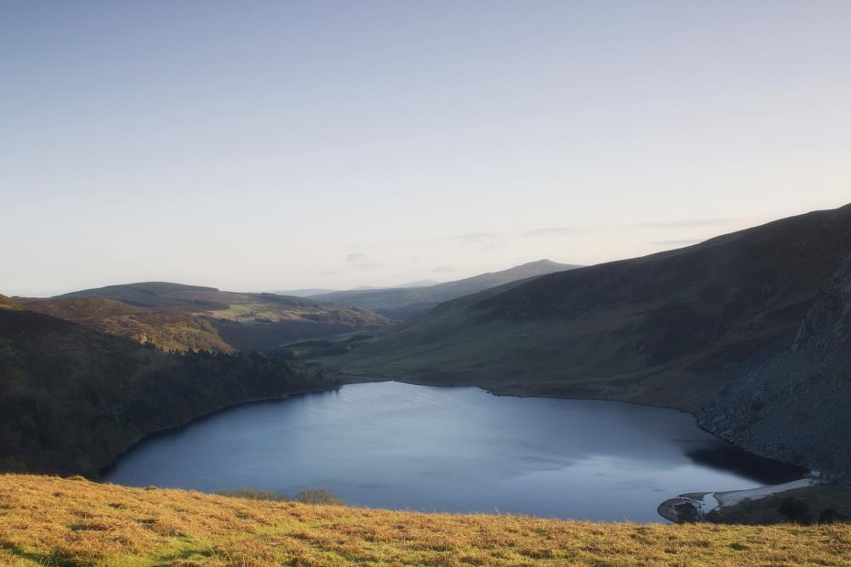 lough tay wicklow irlanda lago