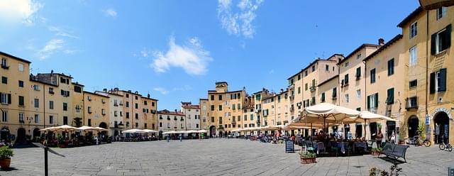 lucca centro