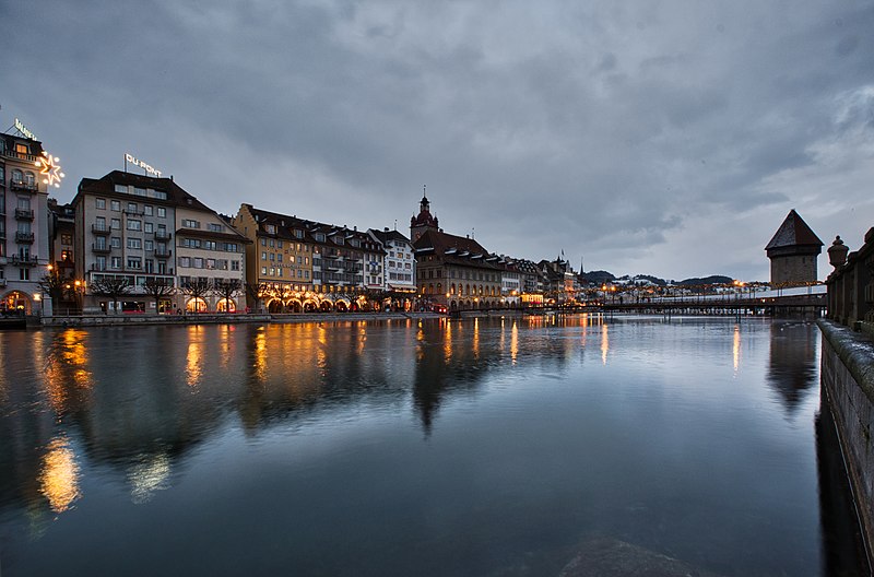 lucerna lungofiume