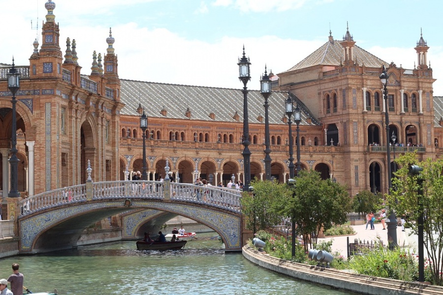 Siviglia Monumento Castello Canale