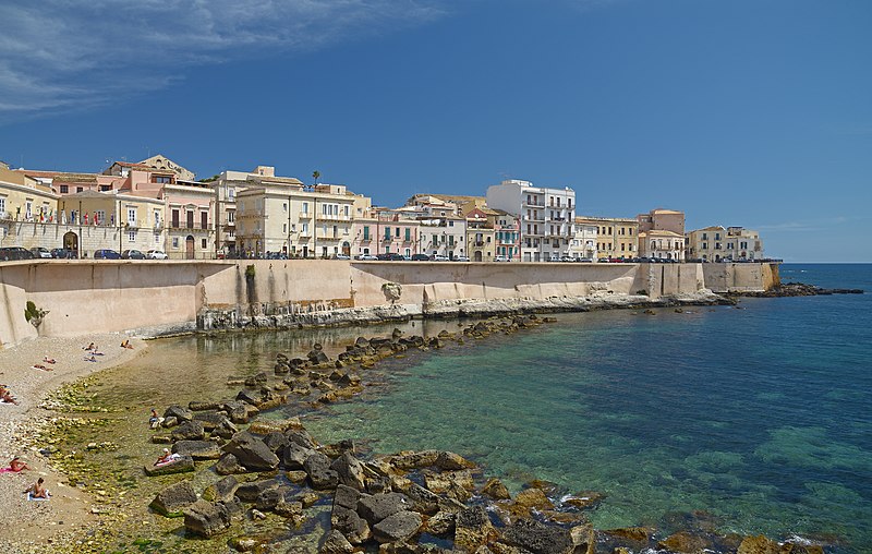 lungomare di levante ortigia syracuse italy