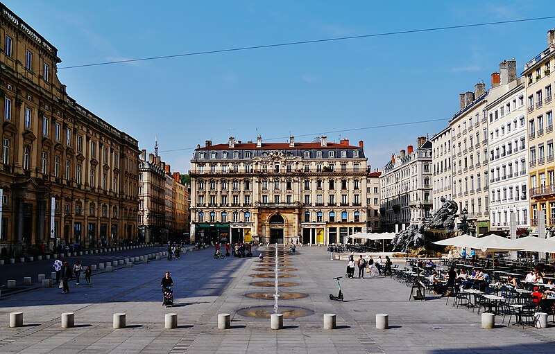 lyon place des terreaux 3 1