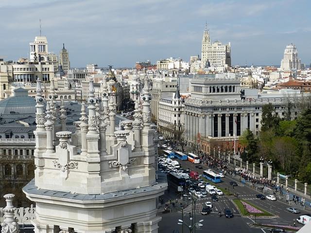 madrid vista dall'alto della gran via