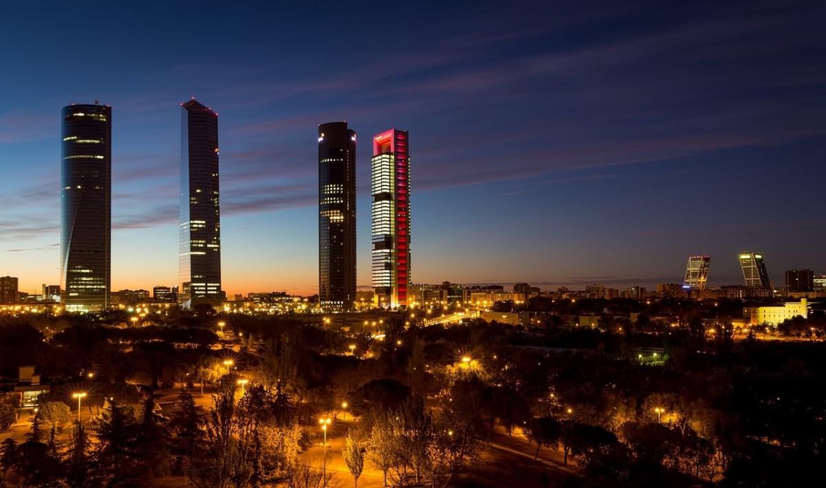 madrid spagna torres skyline 2