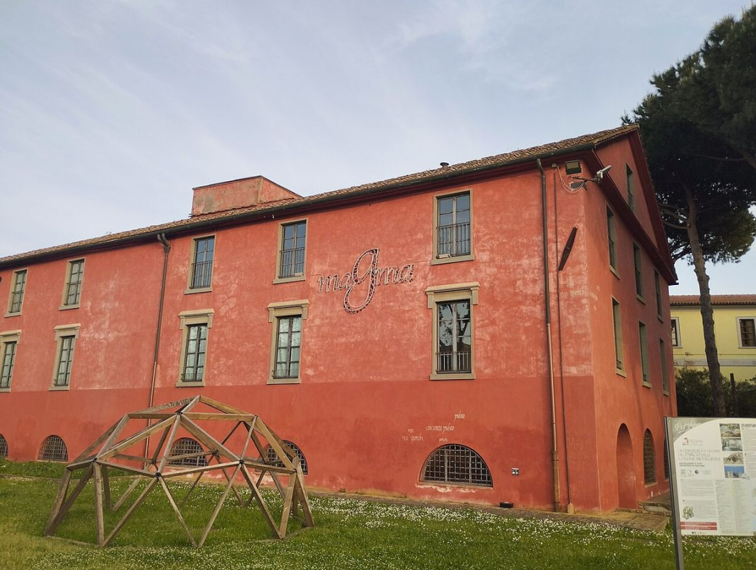 magma museo arti ghisa nella maremma - foto di alienautic