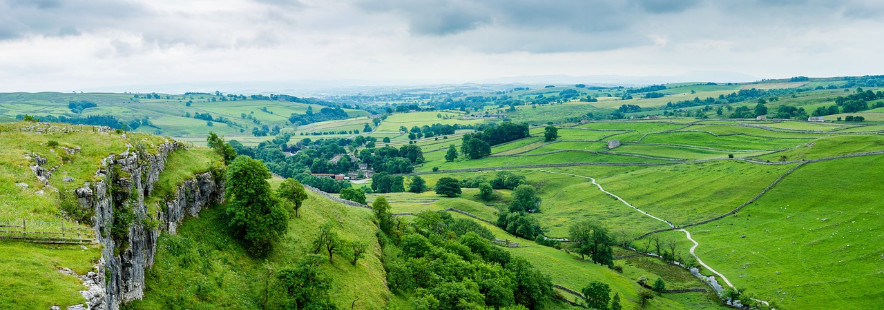 malham cove yorkshire pano panorama