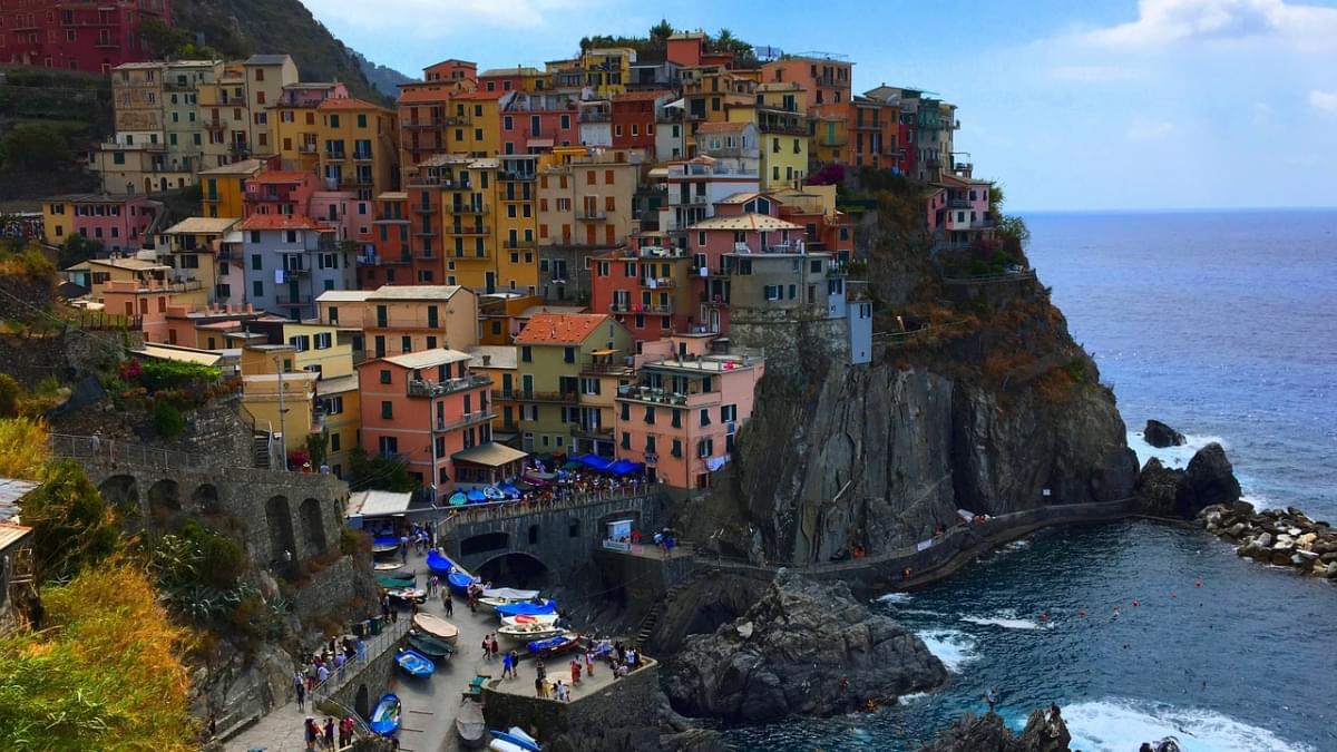 manarola vista porticciolo