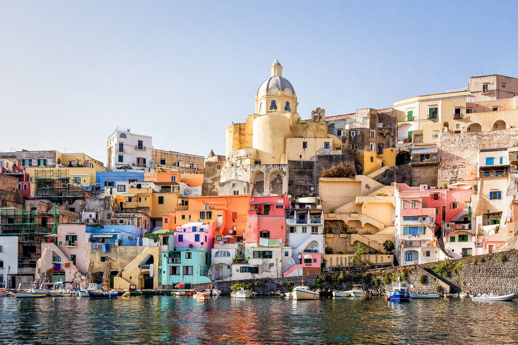 marina corricella procida