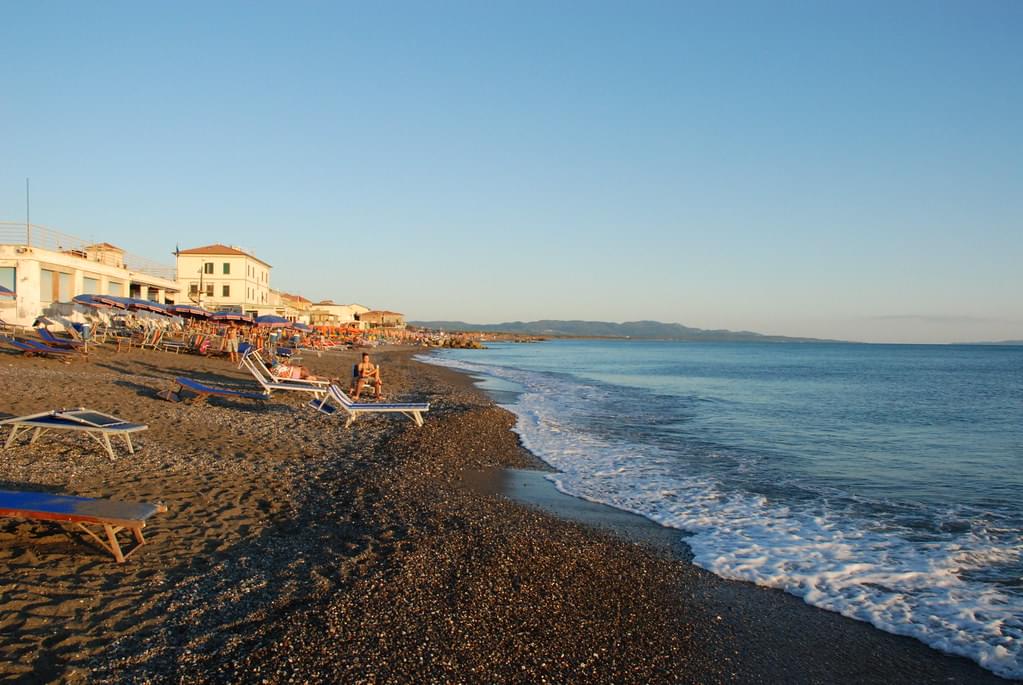 marina di cecina