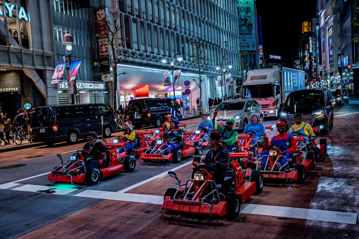 mario kart race shibuya tokyo