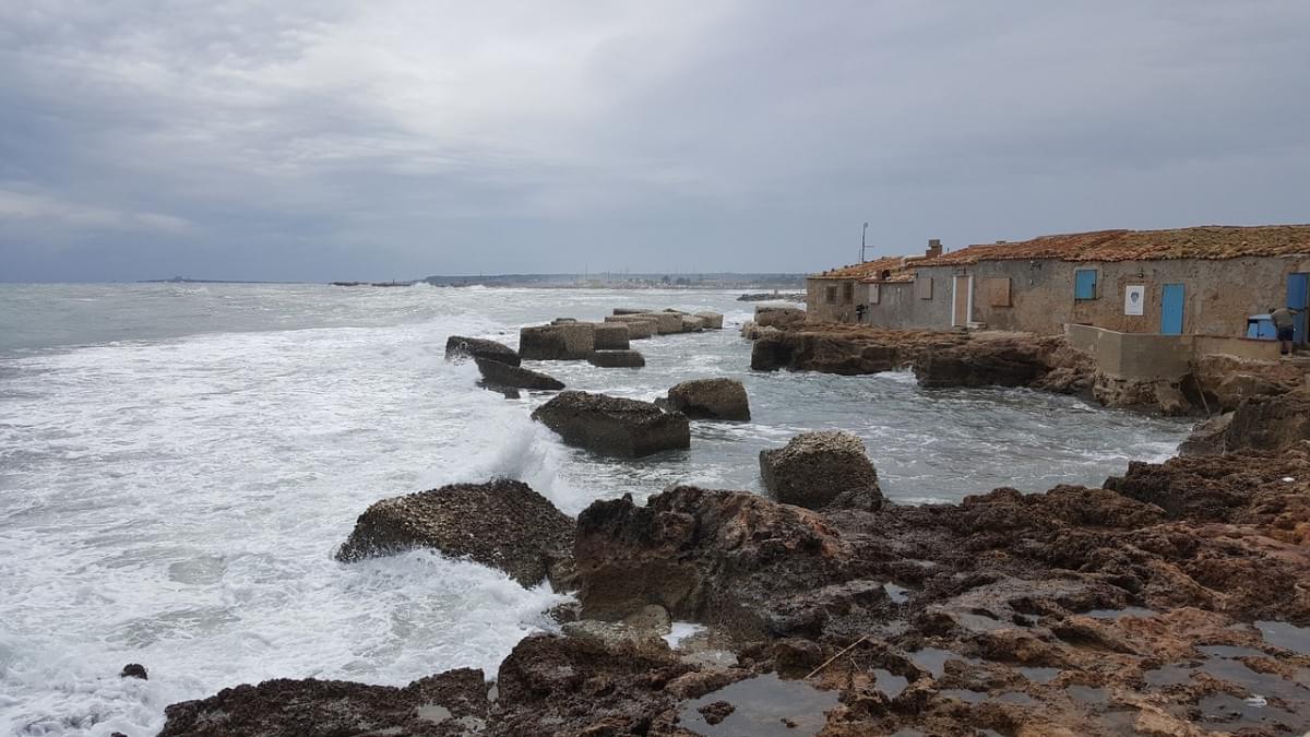 marzamemi mare sicilia costa