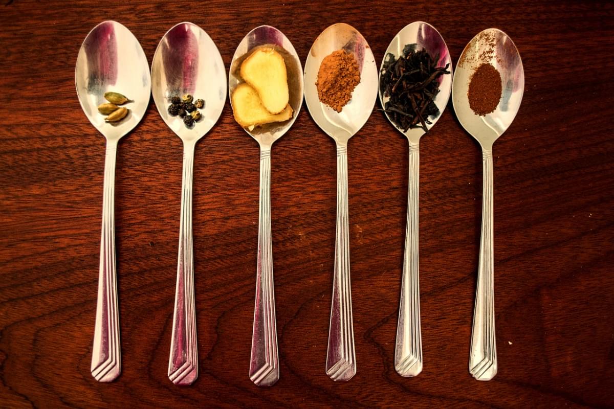masala chai t c3 a8 ingredienti spezie