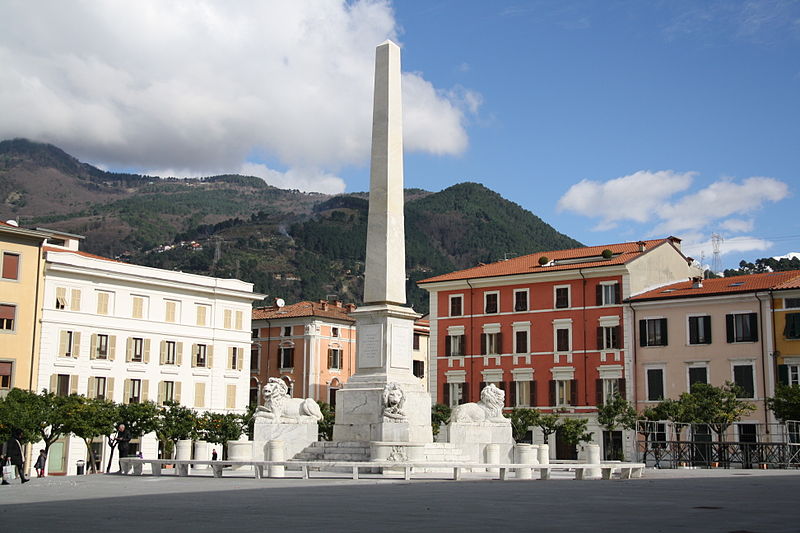 massa piazza aranci 02 1