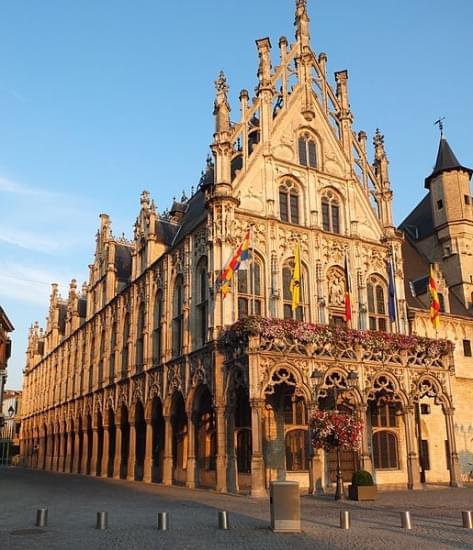 mechelen city hall