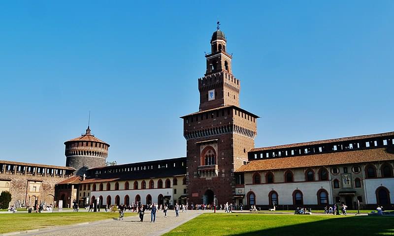 Milano Castello Sforzesco Innenhof 1