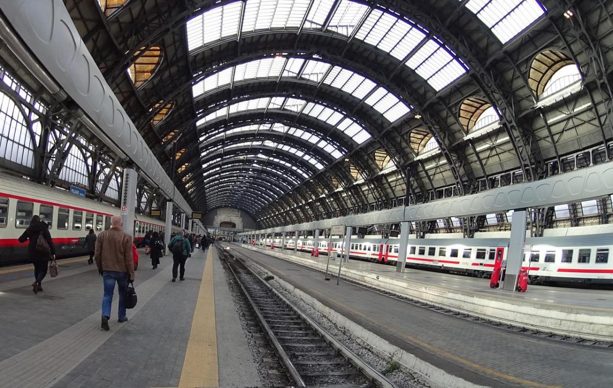 milano centrale milano stazione