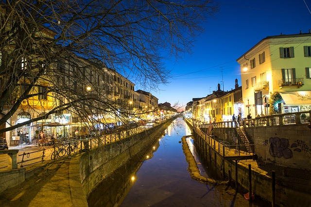 milano navigli notturna