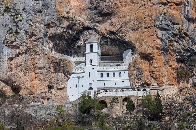 monasterio de ostrog montenegro