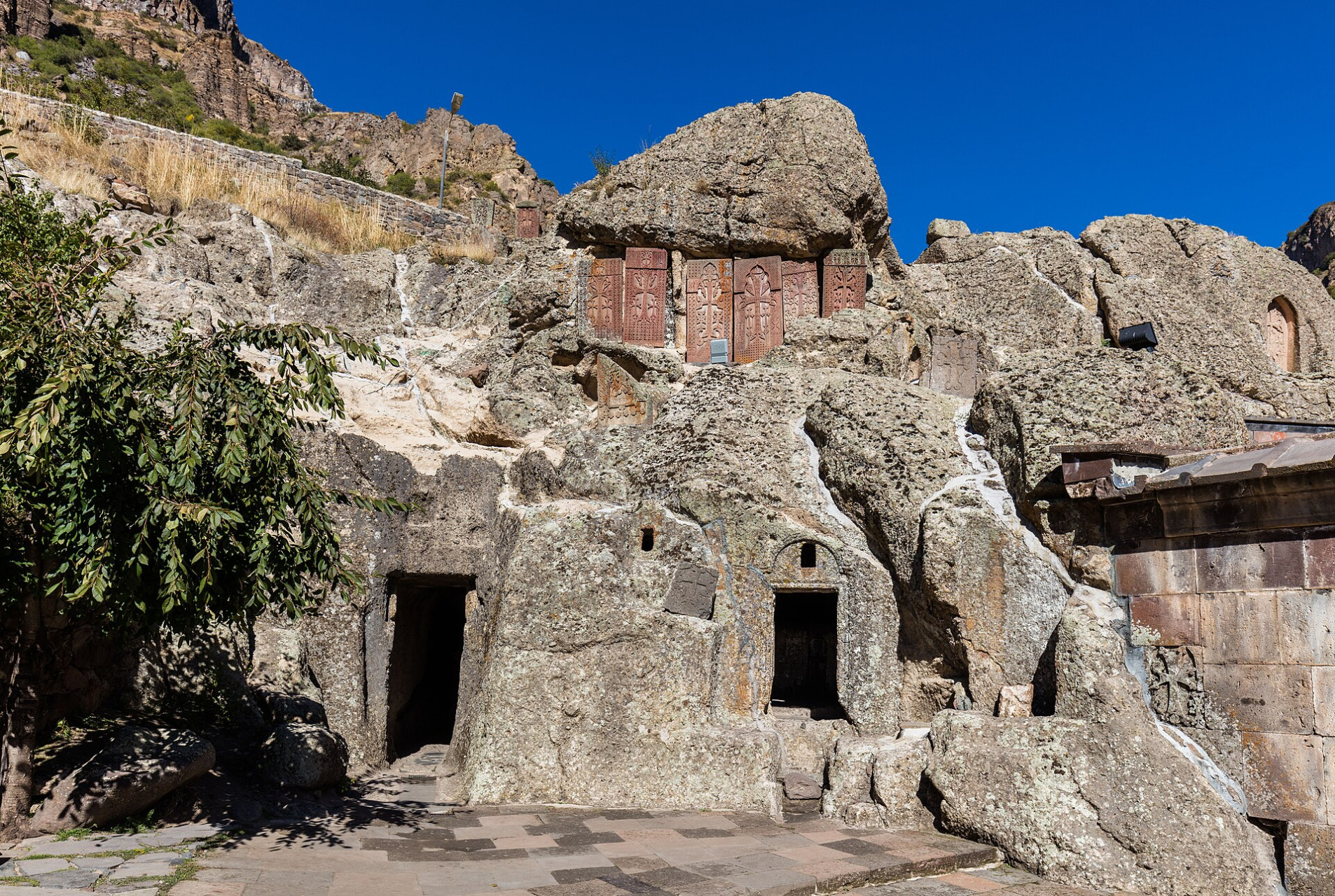 monasteriodegeghard armenia 2016 10 02 dd88