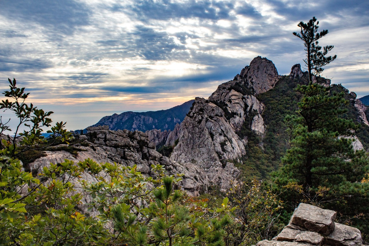 montagne tramonto seoraksan