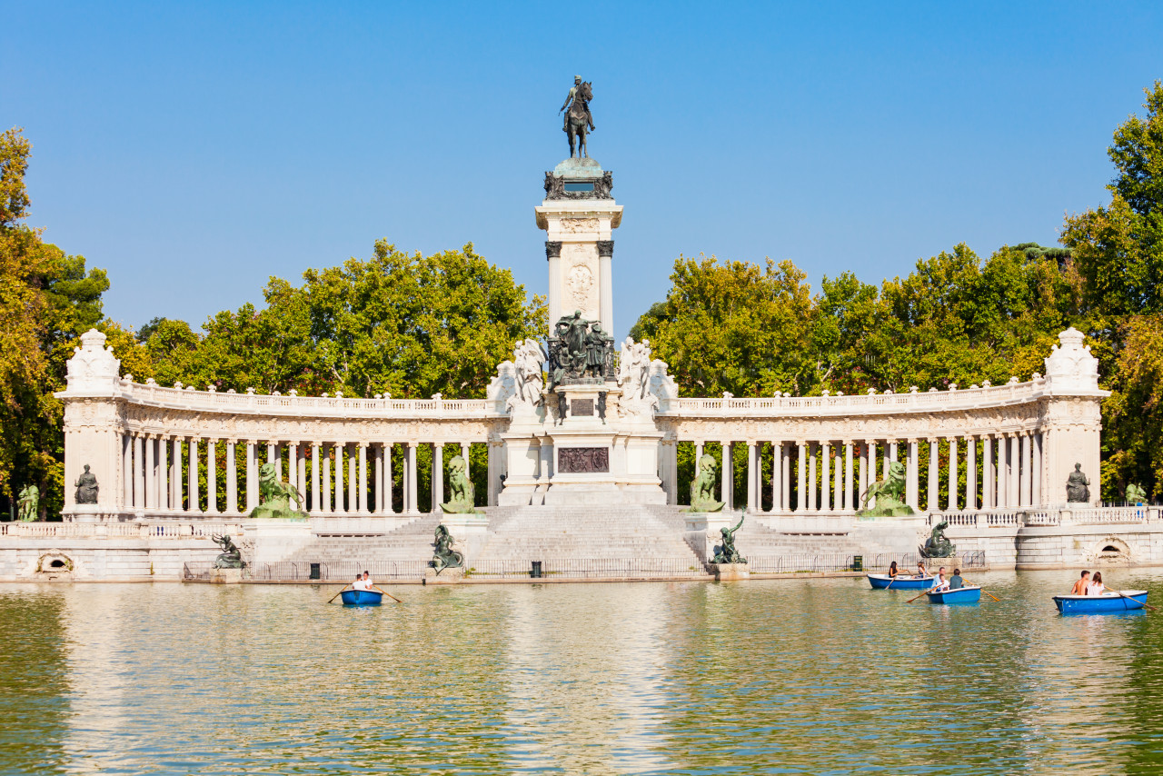 Monument Alfonso Xii Buen Retiro Park One Largest Parks Madrid City Spain Madrid Is Capital Spain 1