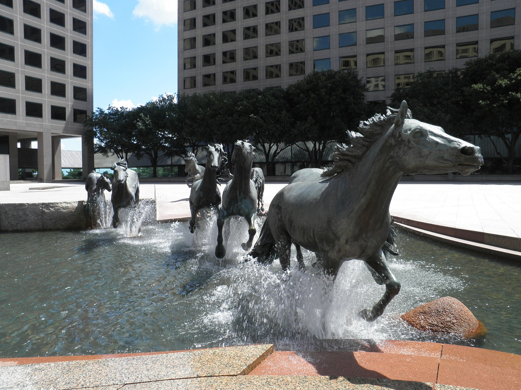monumentindallas