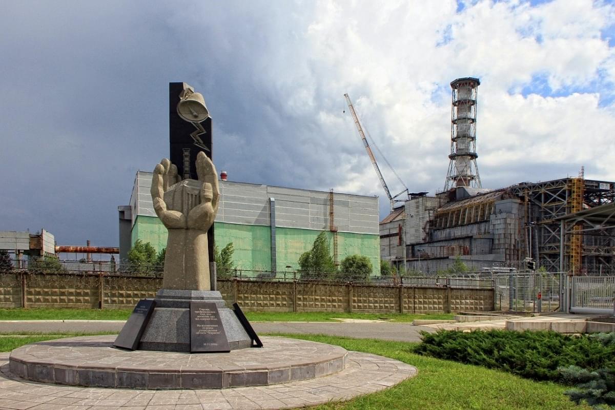 monumento chernobyl ucraina