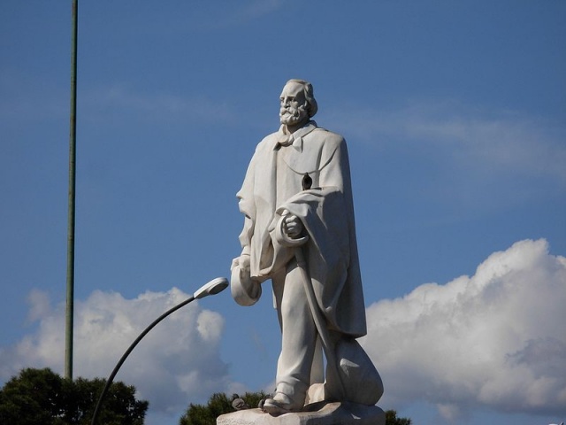 monumento giuseppe garibaldi reggio calabria