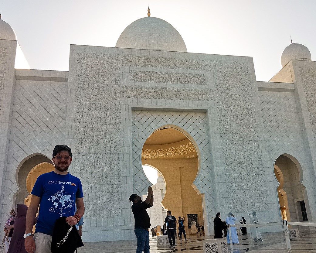 moschea esterno ritagliata 1