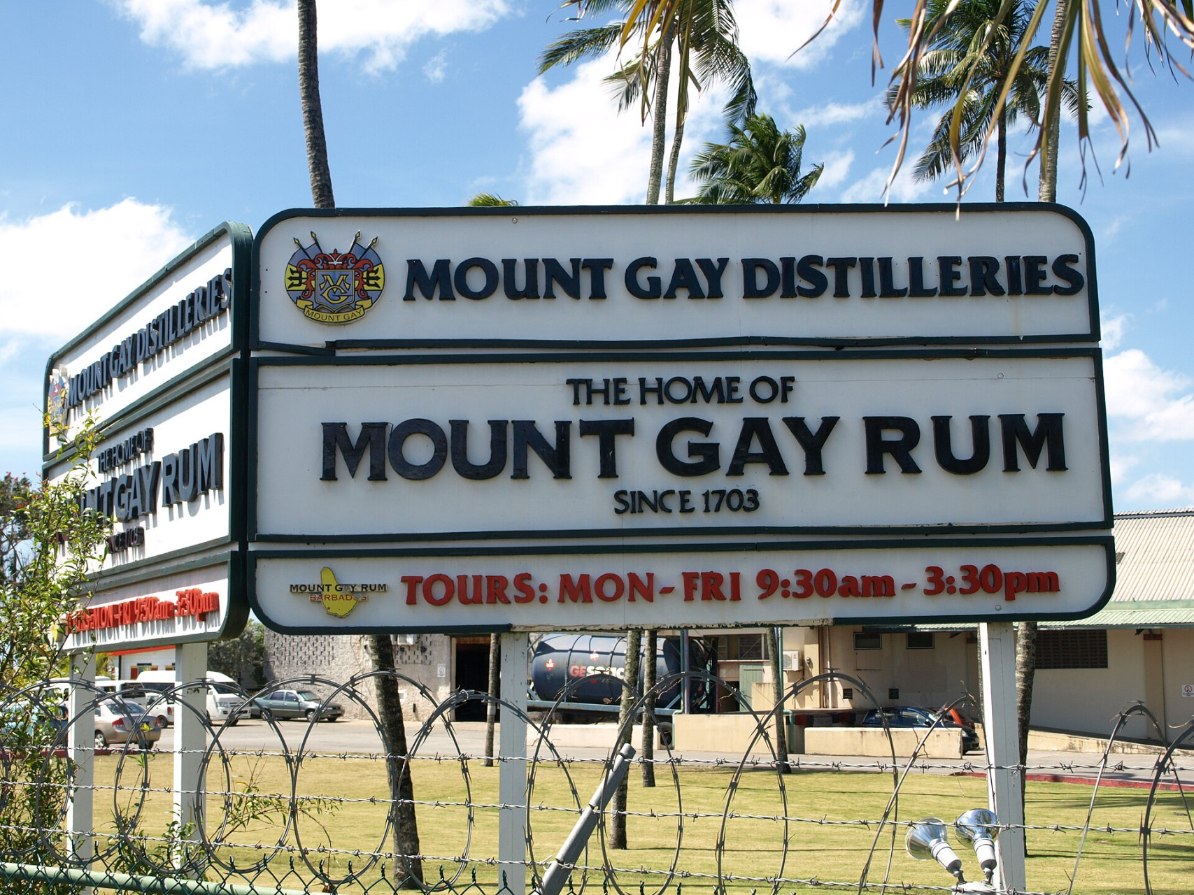 mountgayrum signinfrontofbuilding march12 09