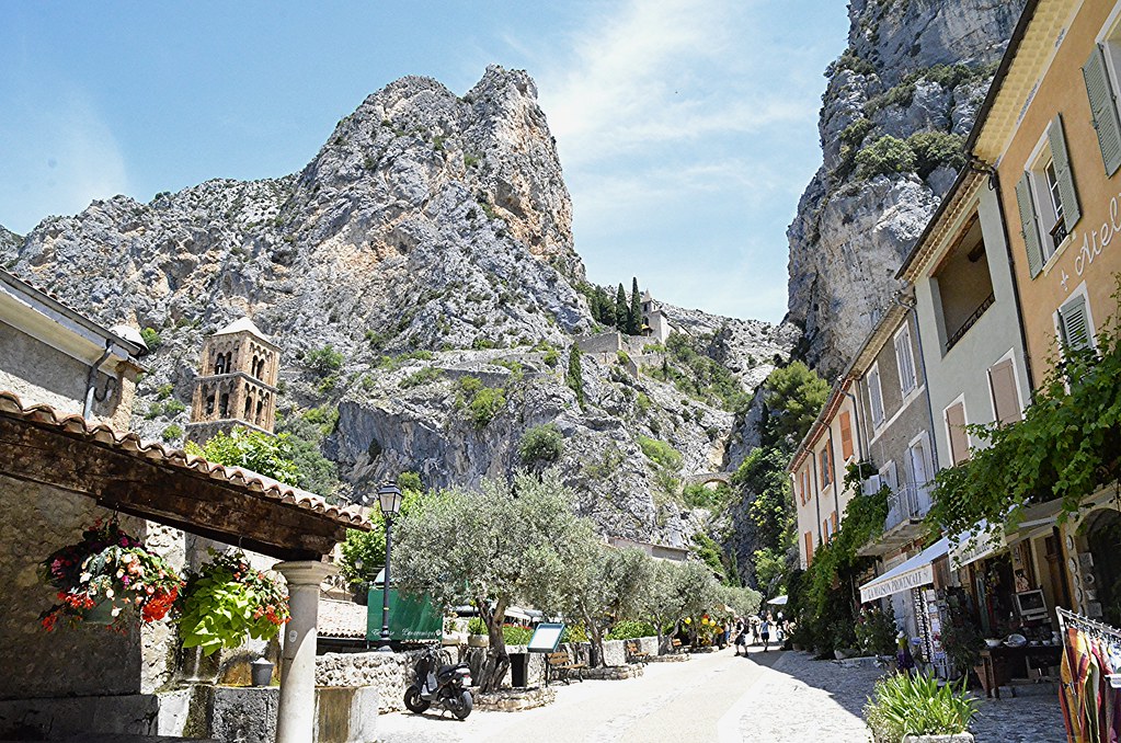 moustiers sainte marie un borgo della provenza 5