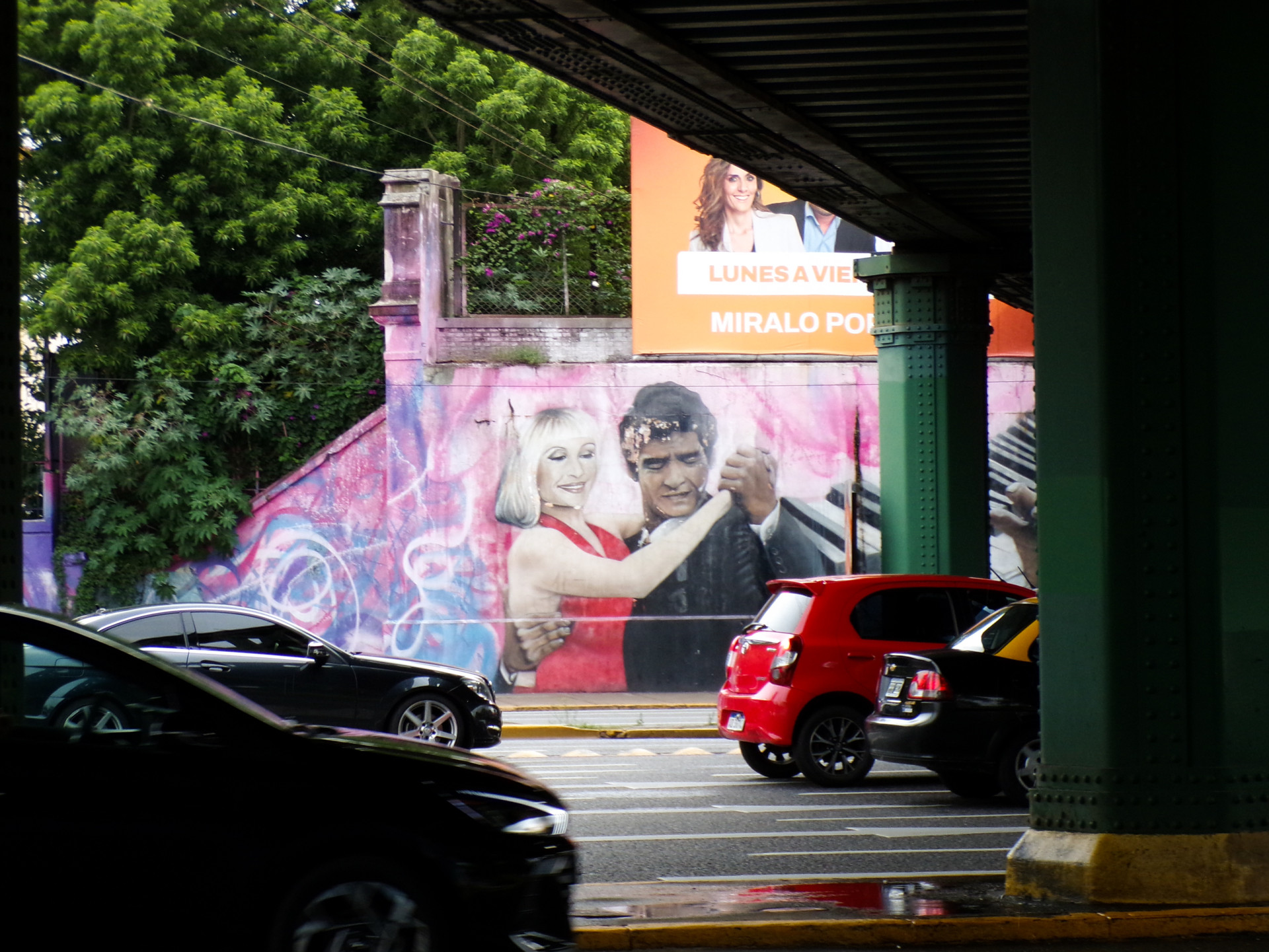 murales carra maradona incrocio bullrich libertador