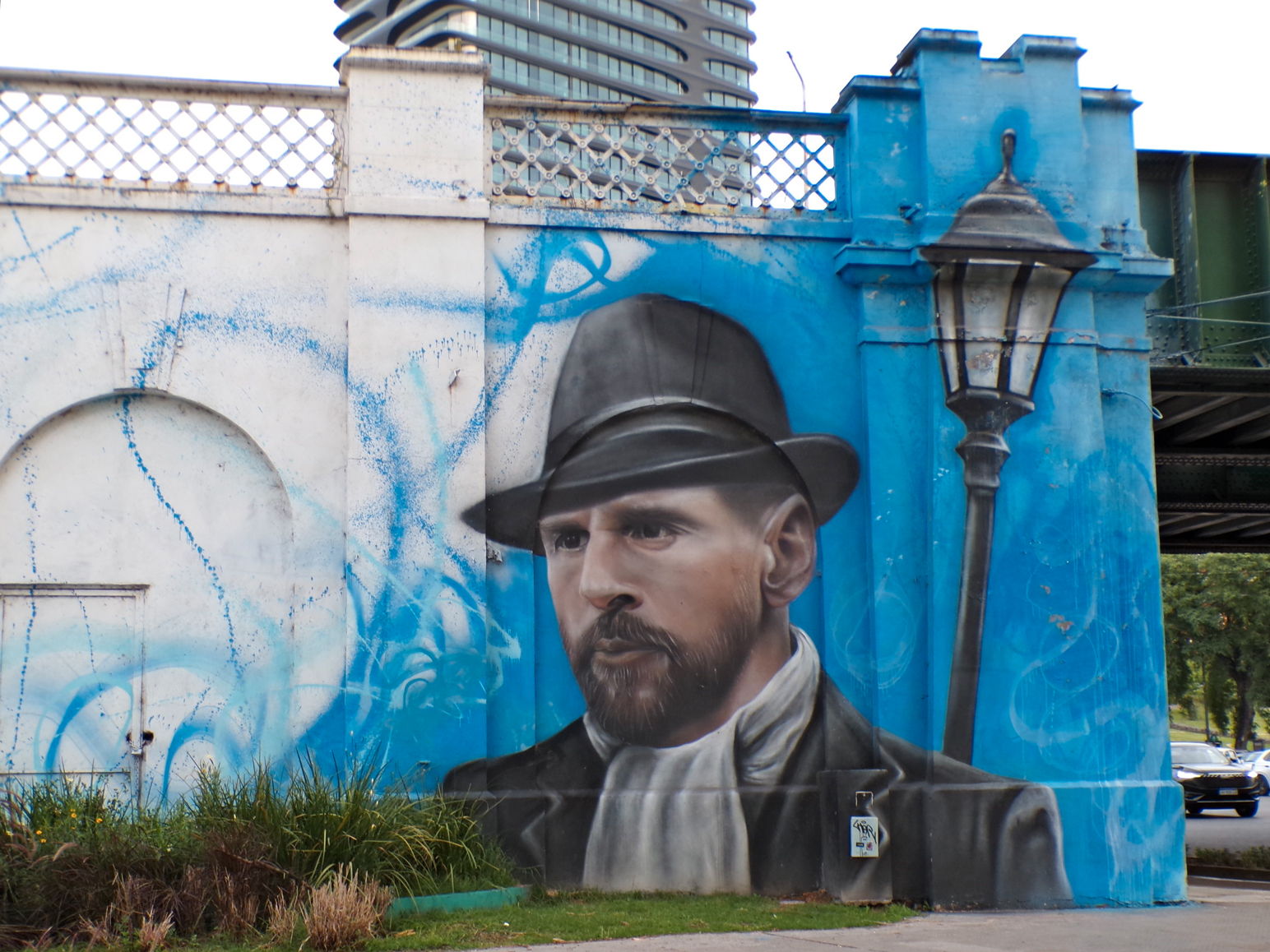 murales messi incrocio bullrich libertador