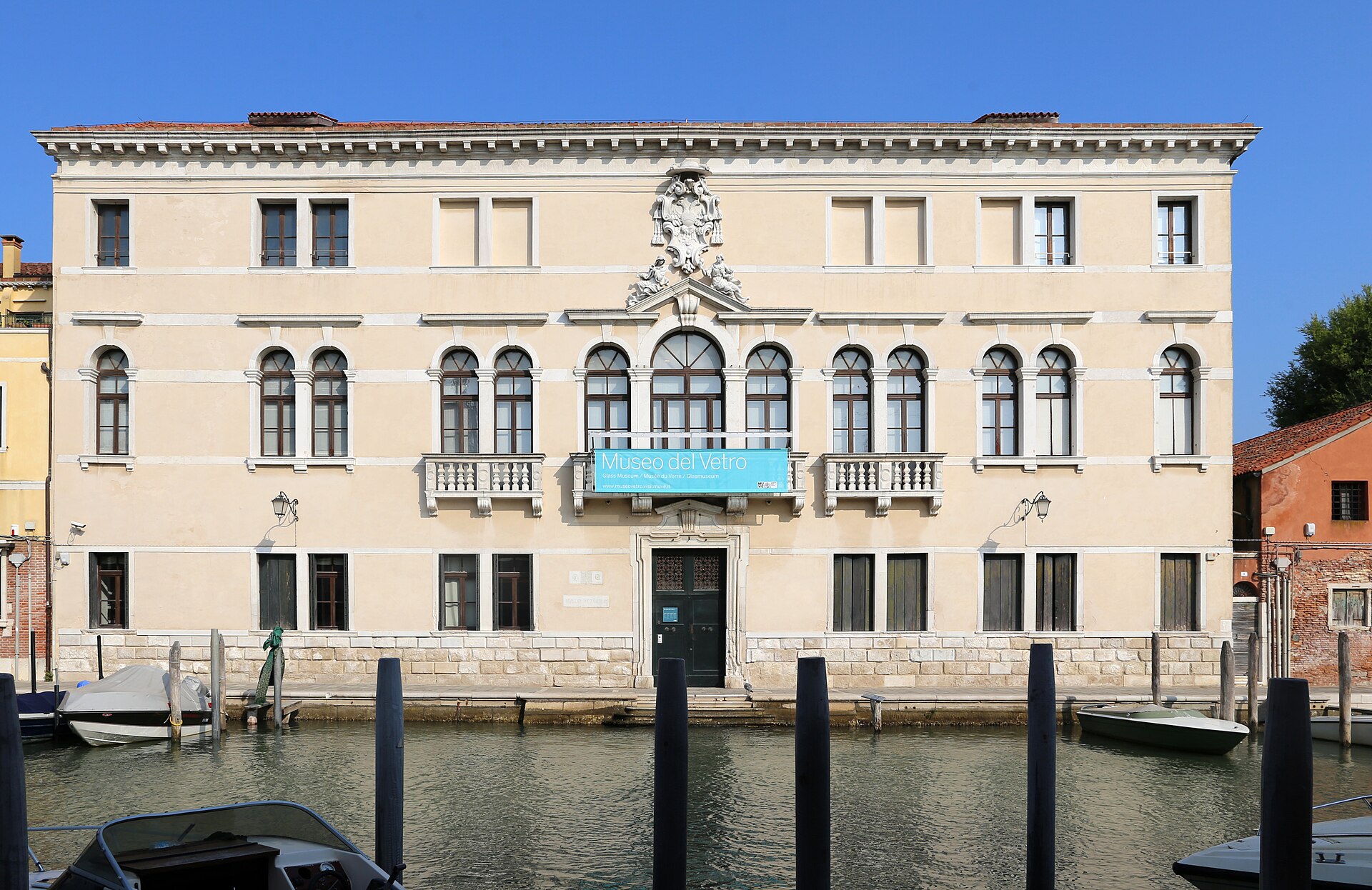 murano palazzo giustinian museo del vetro 02