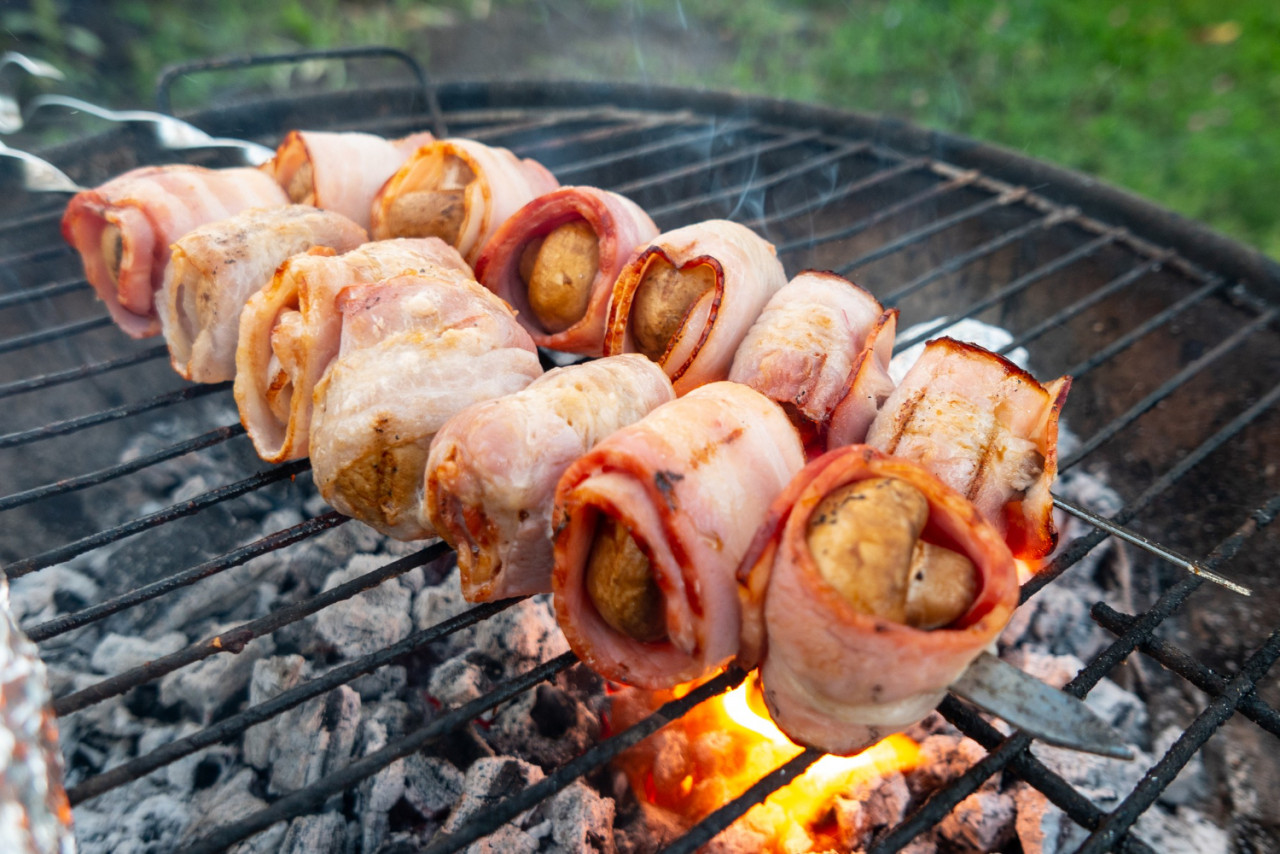 mushrooms bacon are fried barbecue grill