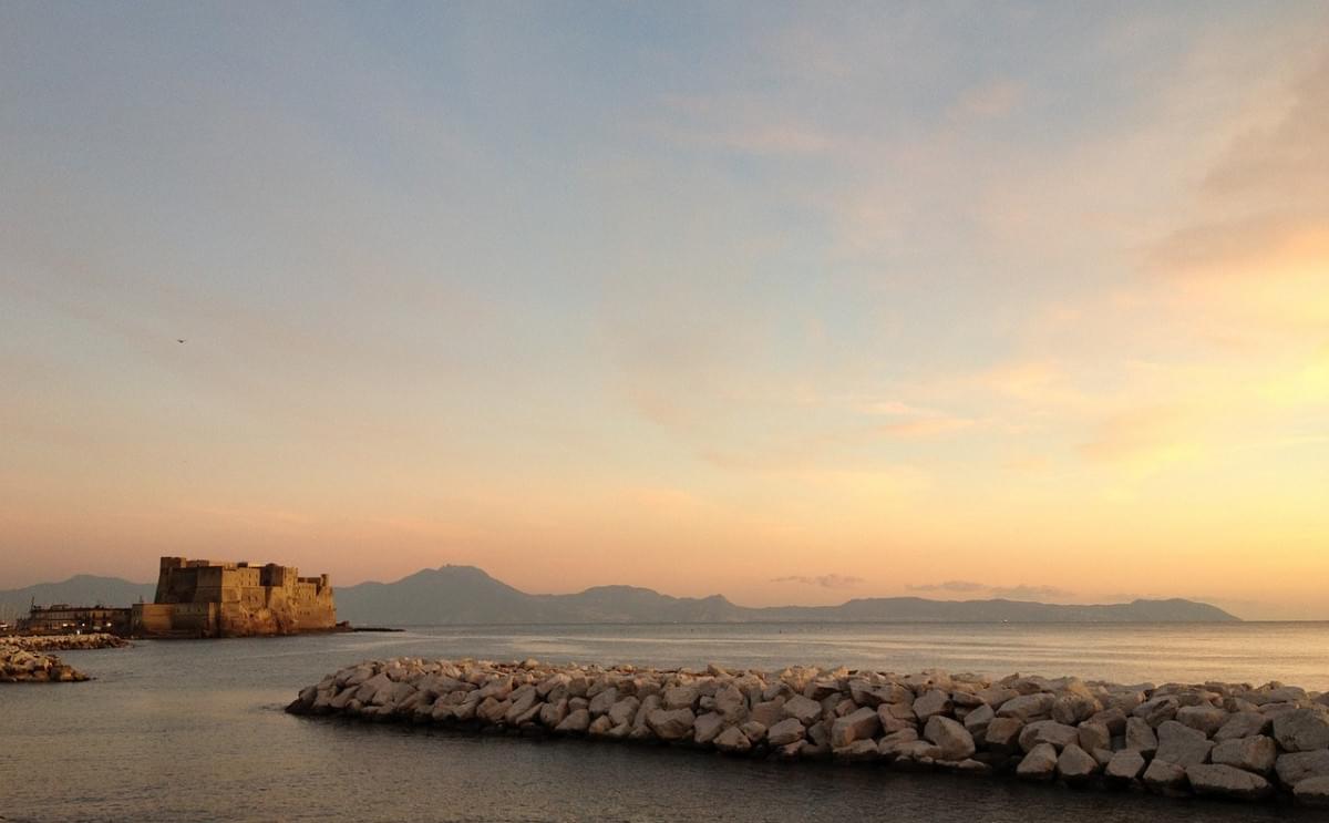 napoli italia mare oceano acqua