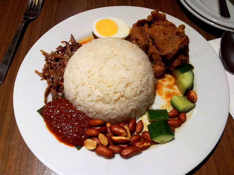 colazione bomba con il nasi lemak