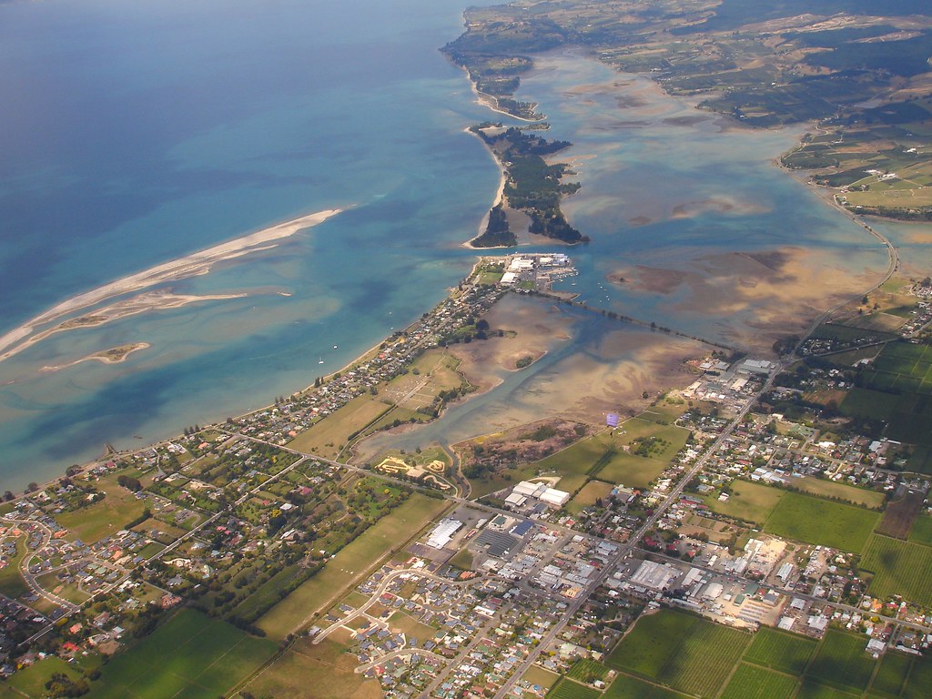 new zealand top of the south island nelson skydiving