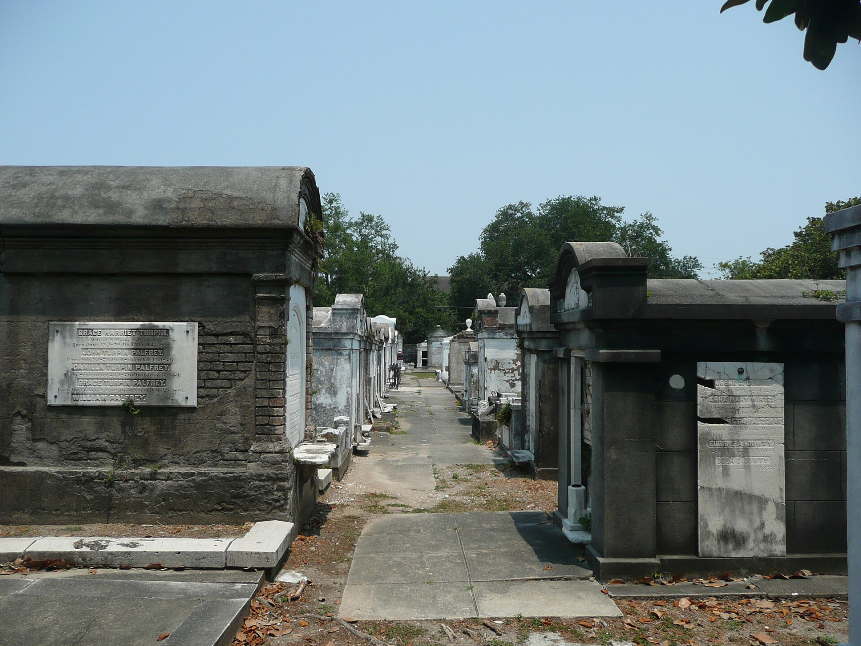neworleanslafayettecemeteryno1