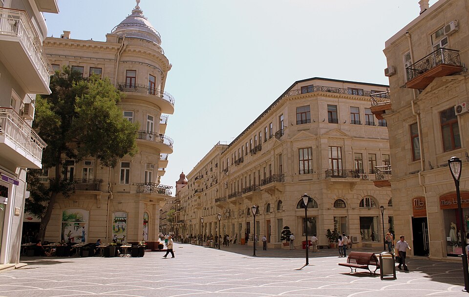 nizami street in baku 2010