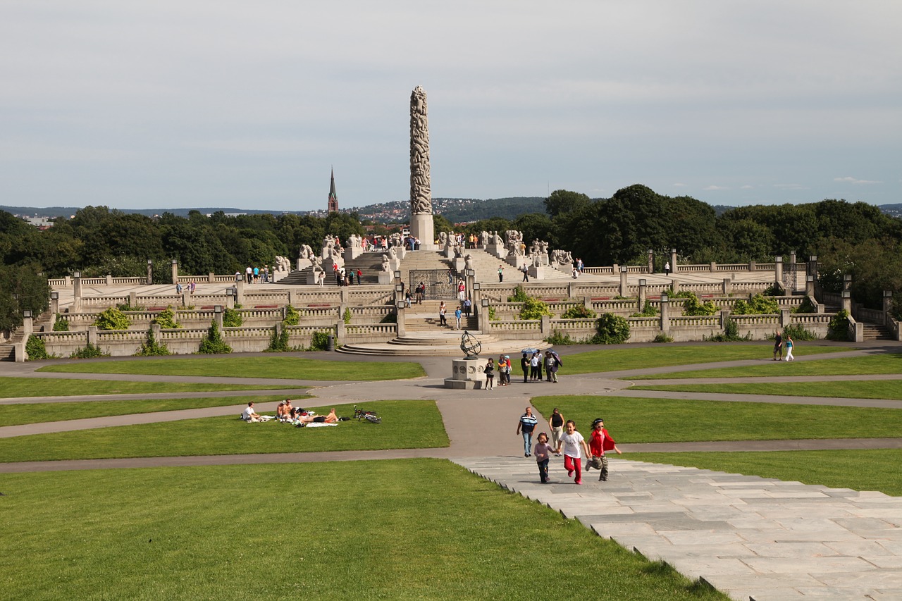 norvegia oslo vigeland park terrazza monolite