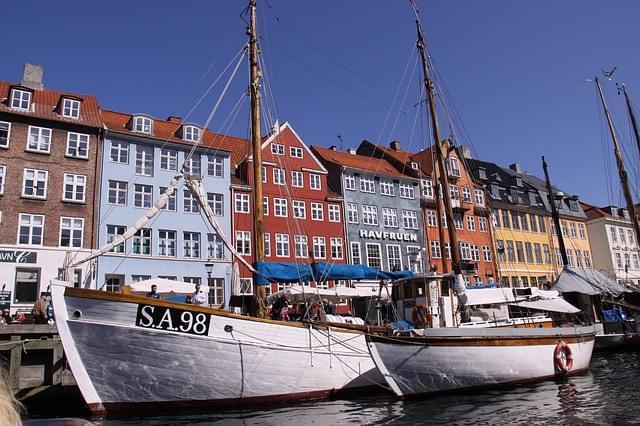 nyhavn barche porto canale