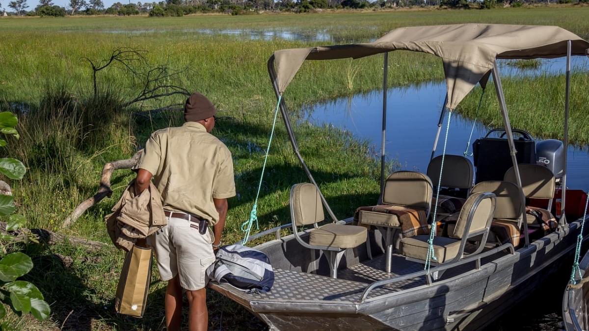 okavango botswana safari barca