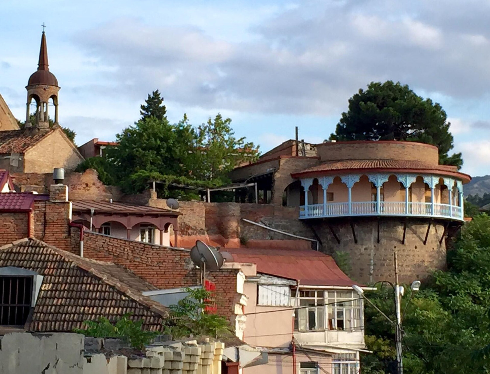 oldtbilisi palaceofqueendarejan