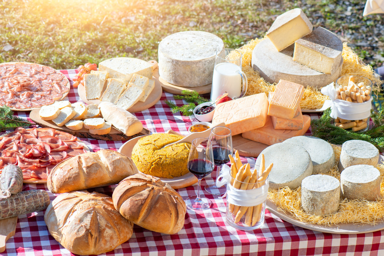 outside table with typical products bergamo mountains 1