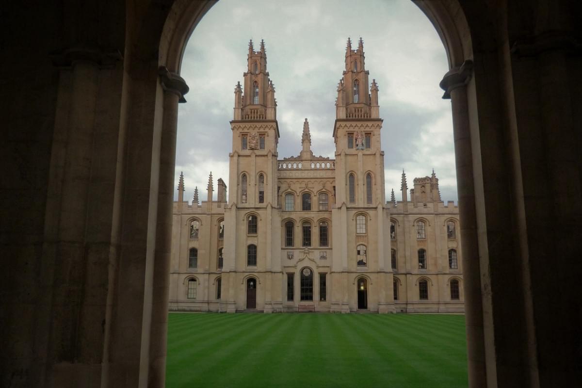 oxford universita costruzione