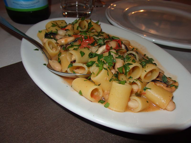 paccheri cozze e fagioli 1